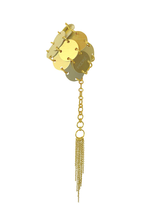 Gold-colored metal cuff bracelet, non-tarnish and sustainable, handmade in Ibiza from recycled aluminum